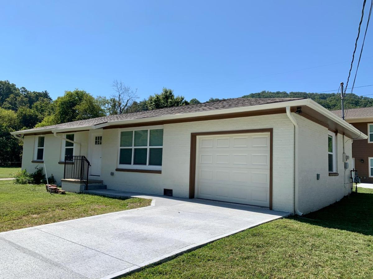 The Brick House: Brand New! 3 Bedroom Home With Private Driveway Pigeon Forge Exteriér fotografie